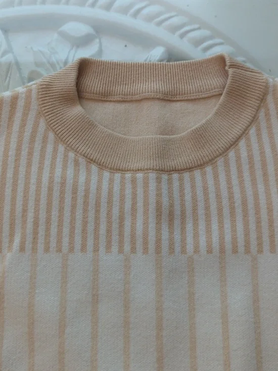 Cream & Tan Striped Crewneck Sweater Loose Relaxed Fit Small - Picture 7 of 13